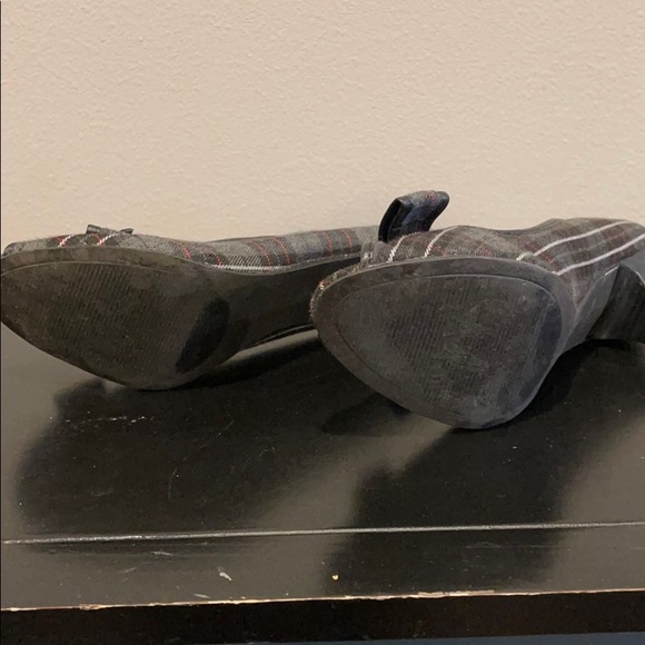 Plaid heels - Picture 6 of 6